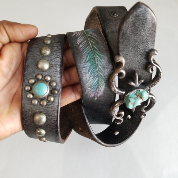 Painted Feather Leather Belt - Picture 6 of 8